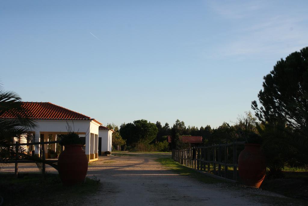 Monte Macario Alojamento Local Coruche Exterior photo